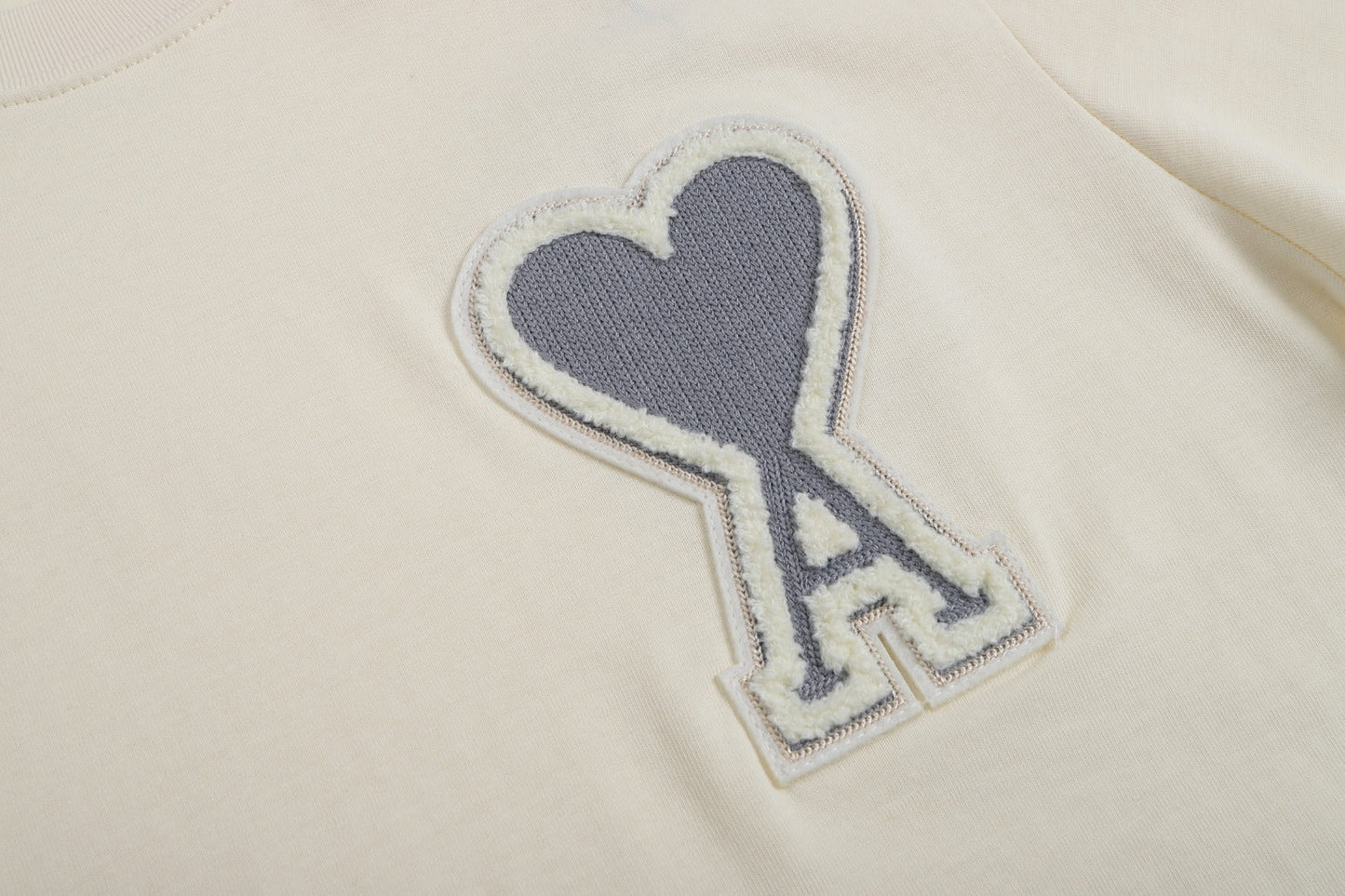 AMI PARIS Unisex T-Shirt - Premium Cotton Casual Tee