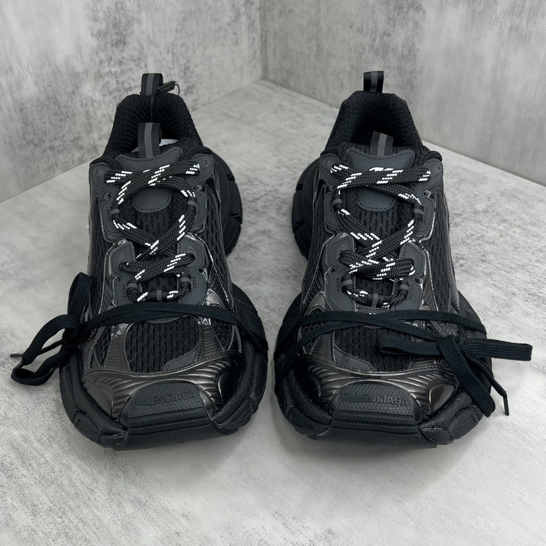 Balenciaga 2025 Limited Edition Couple's Leather Sneakers