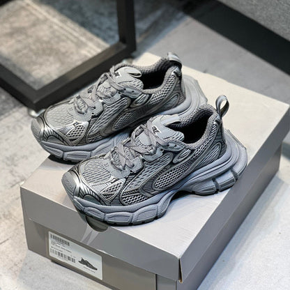 Balenciaga 2025 Limited Edition Couple's Leather Sneaker