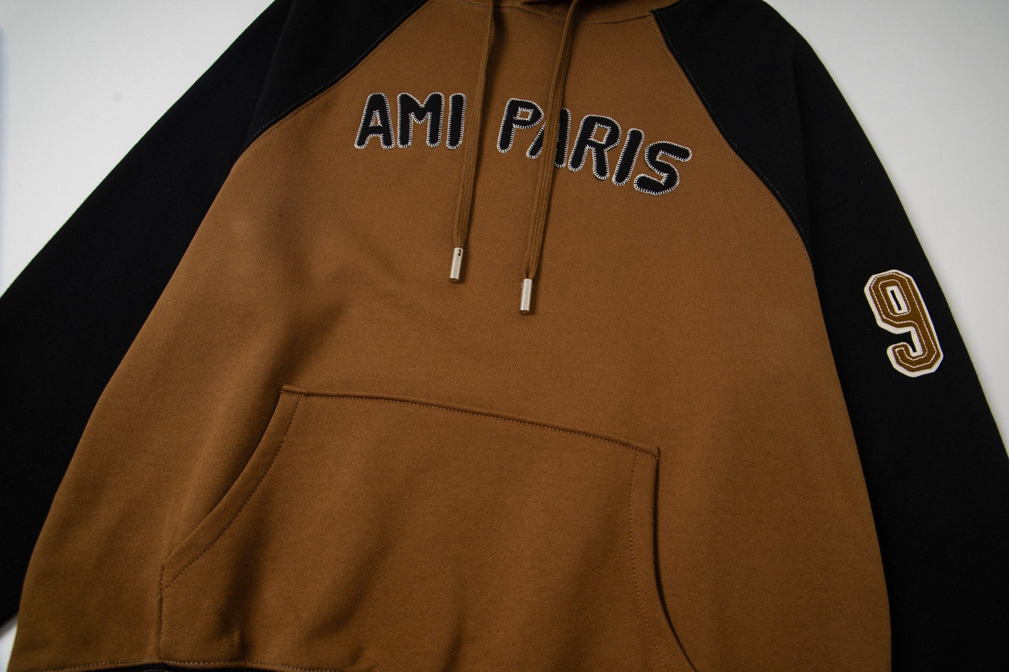 2026 AMI PARIS Unisex Color-blocked hoodie