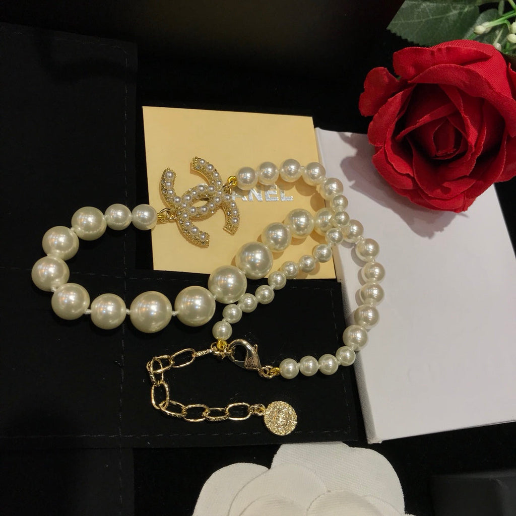 CHANEL Pearl Necklace