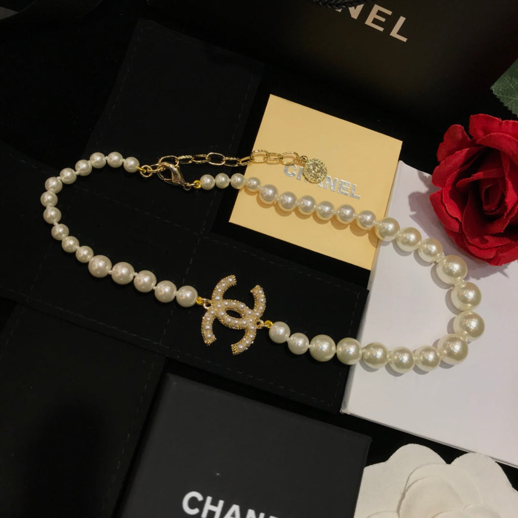 CHANEL Pearl Necklace