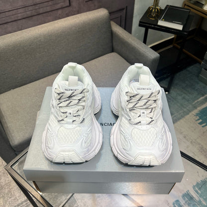 Balenciaga Unisex Runway-Inspired Leather Sneakers | 4 Colorways