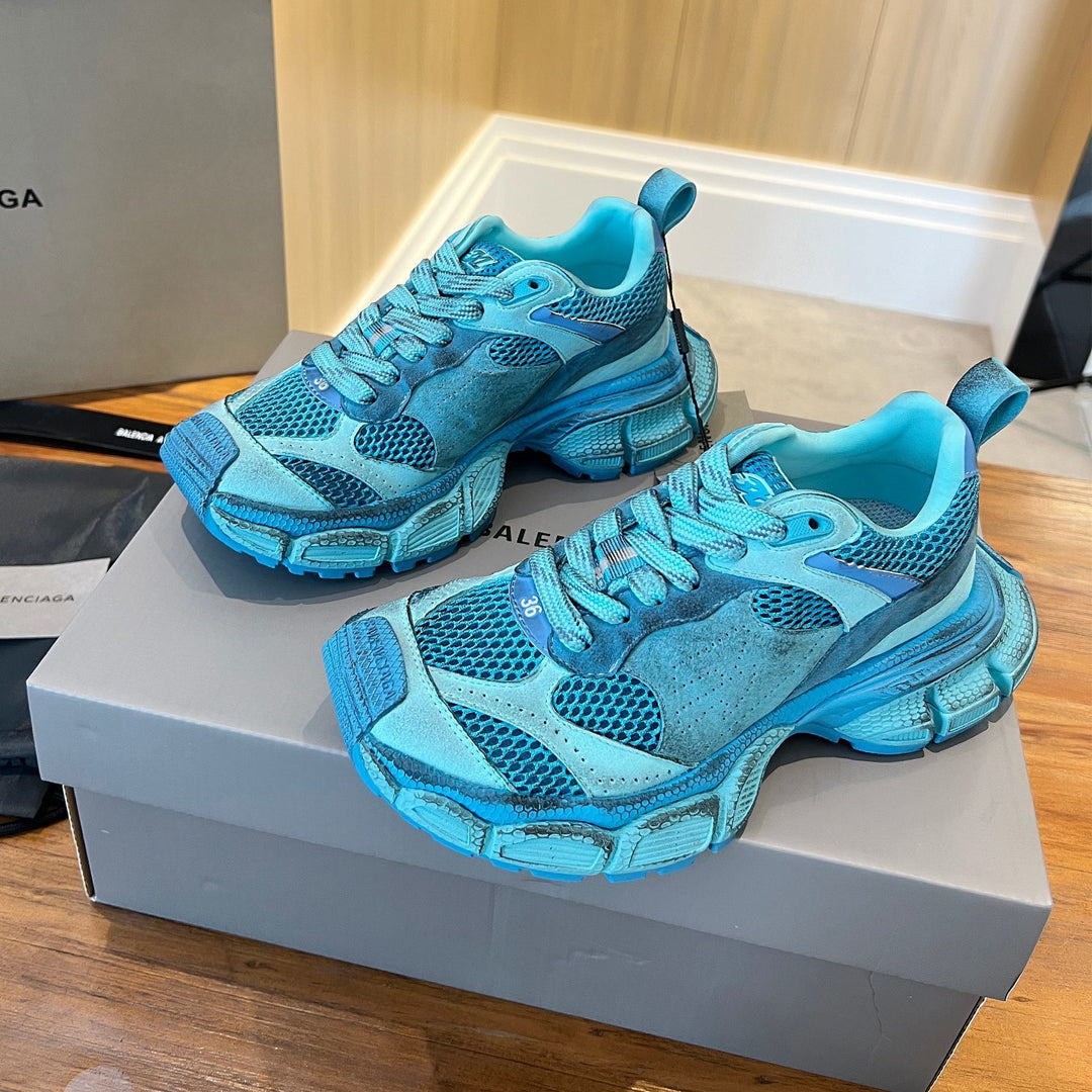 Balenciaga Distressed Vintage Sneaker – Limited Edition 2025