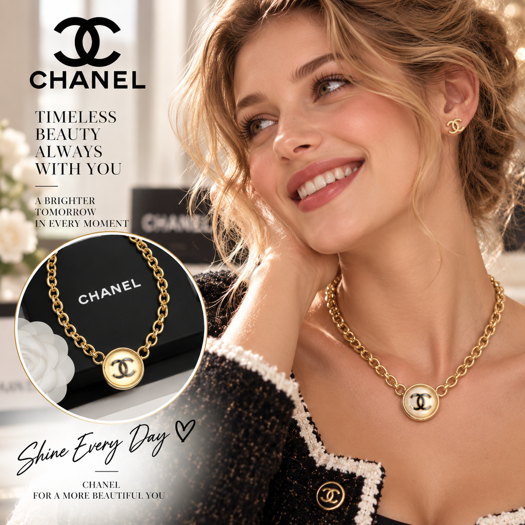 CHANEL Gold-Tone Rolo Chain Choker with Round Cream CC Medallion