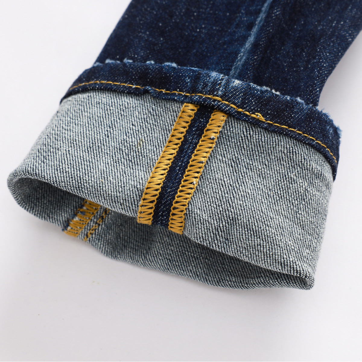 New-DSQ2 Frayed patch Jeans