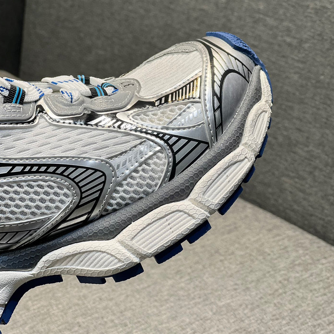 Balenciaga 2025 Limited Edition Couple's Leather Sneaker