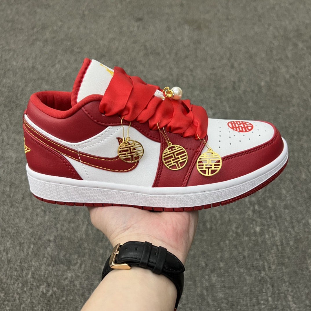 Nike Air Jordan 1 Low - Image 1