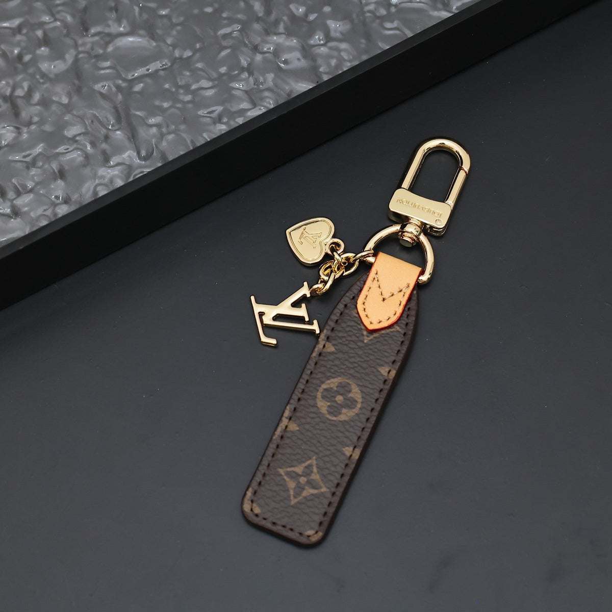 LOUIS VUITTON Keychain