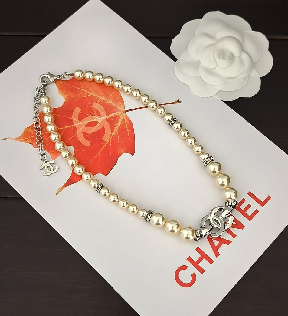 P65 Pearl Crystal Necklace