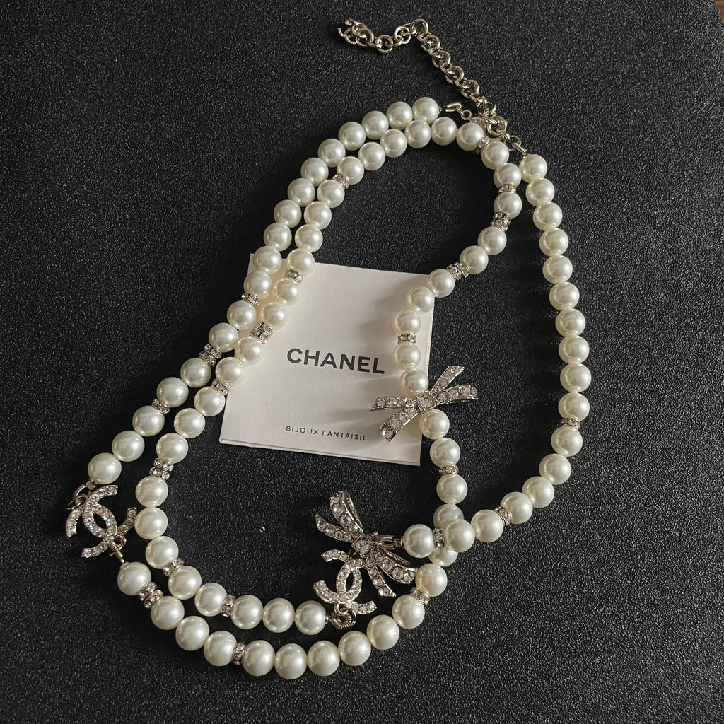 CHANEL P135 Pearl Long Necklace