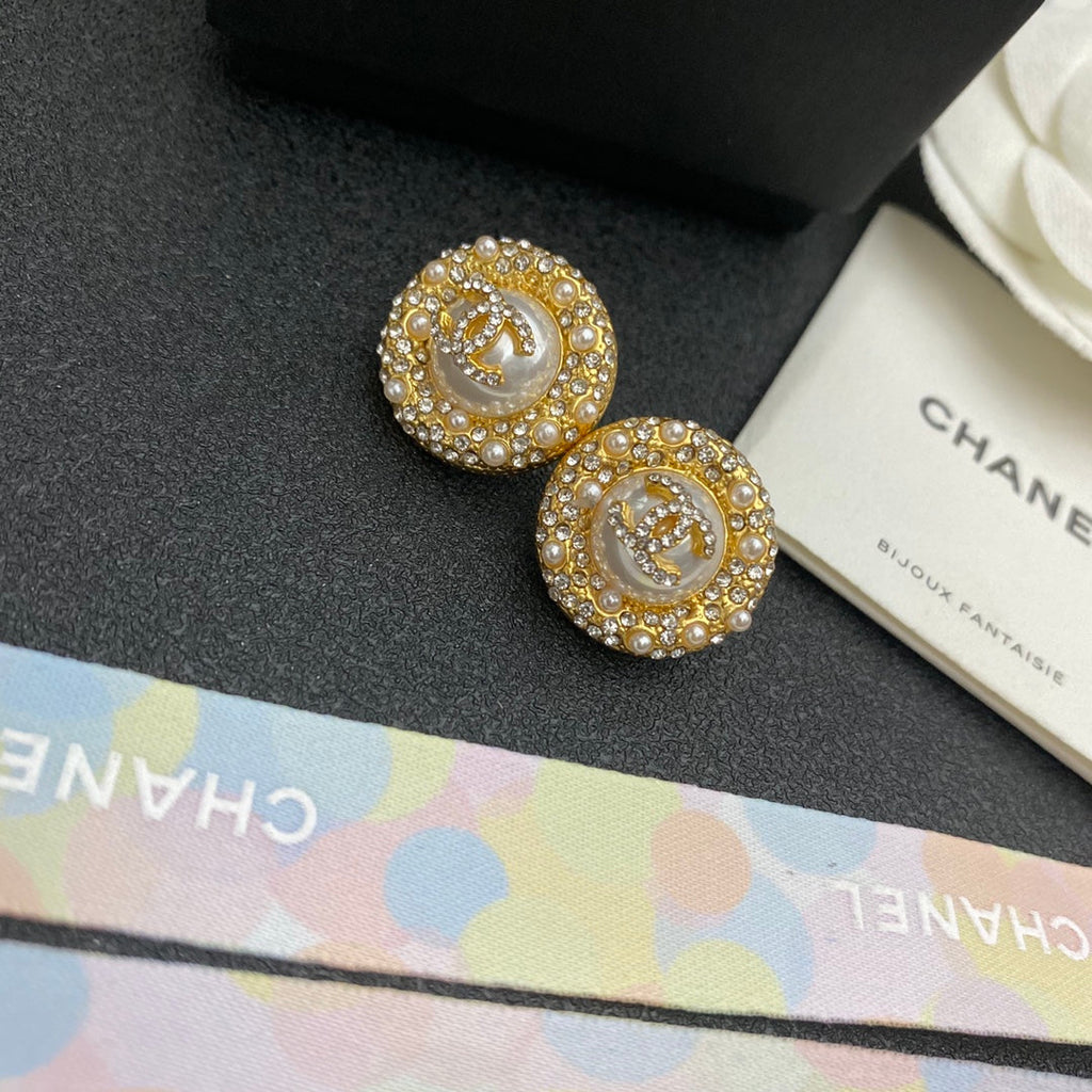 CHANEL Pearl Earrings