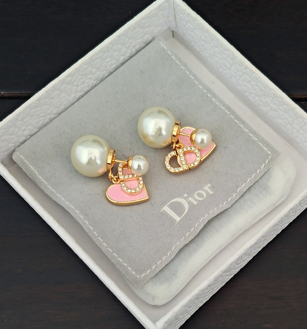 P70 Pearl Earrings