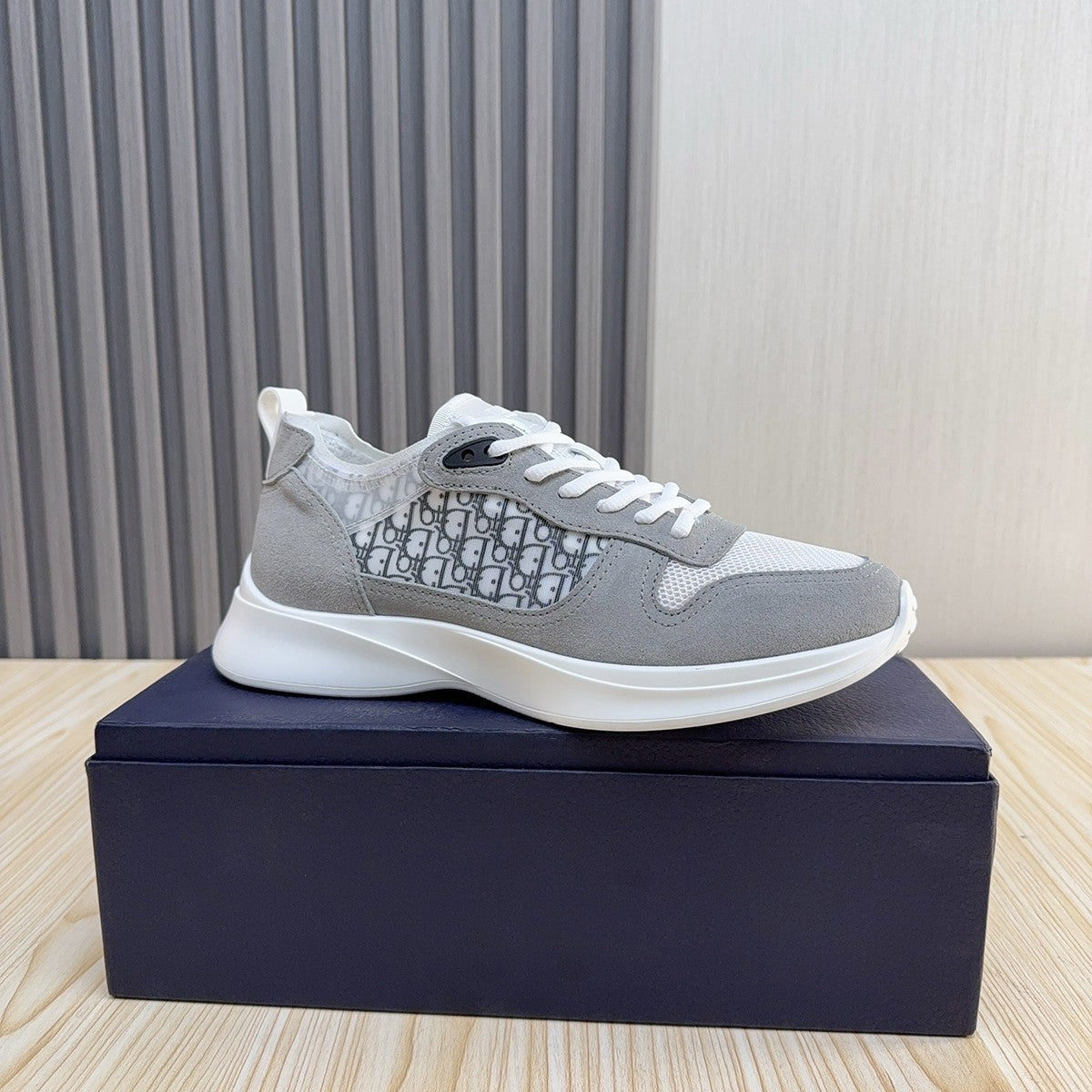 Dior DIOR Sneakers #424