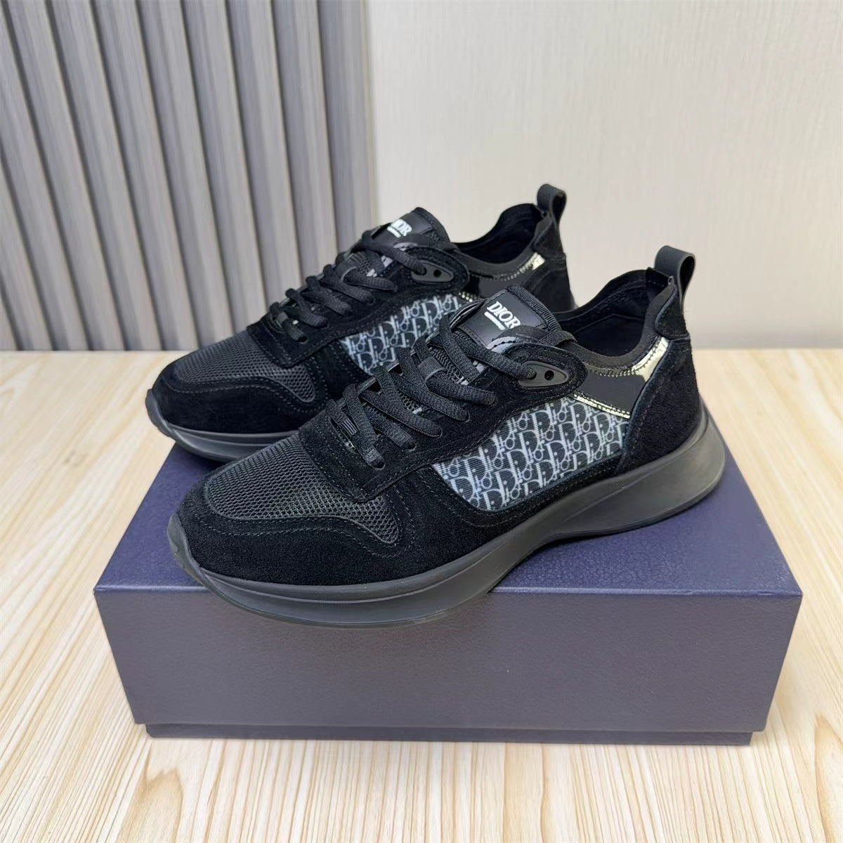 Dior DIOR Sneakers #424