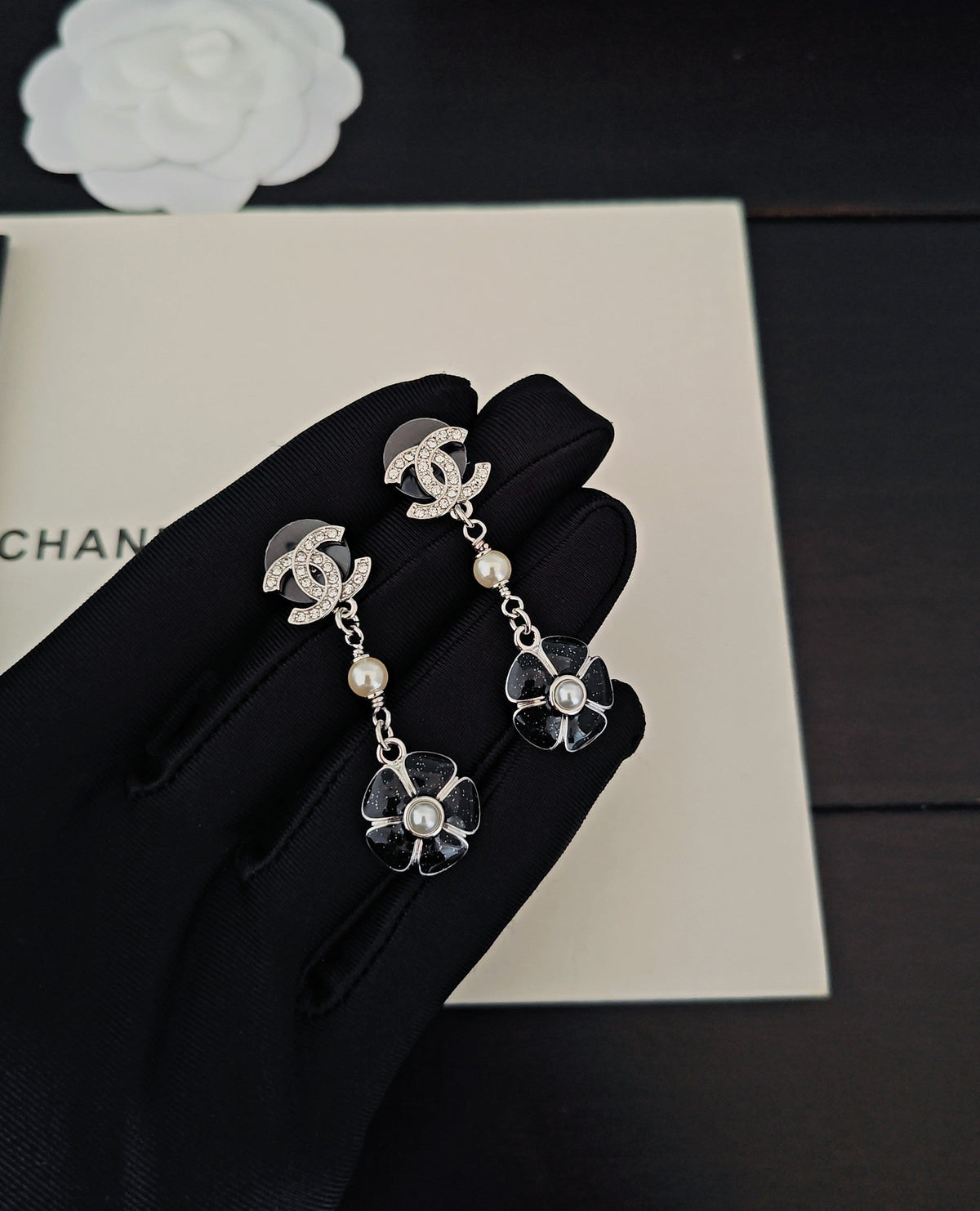 P60 Earrings