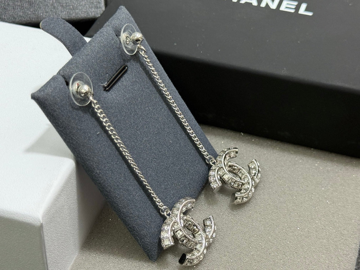 CHANEL P60 Earrings