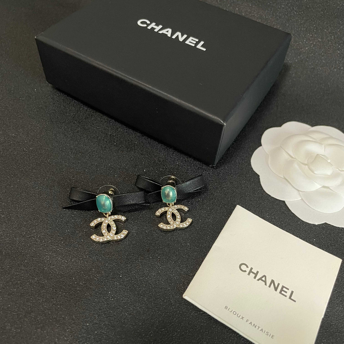 CHANEL P90 Double-C Bow Earrings
