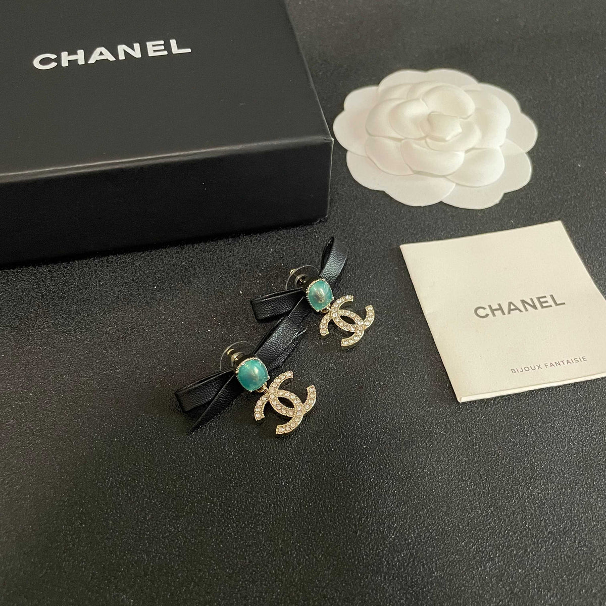 CHANEL P90 Double-C Bow Earrings
