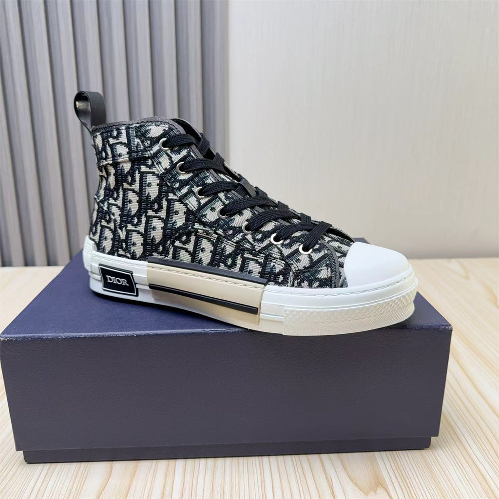 Dior DIOR Sneakers #426