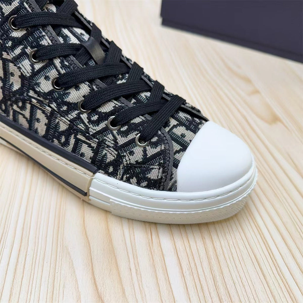 Dior DIOR Sneakers #426