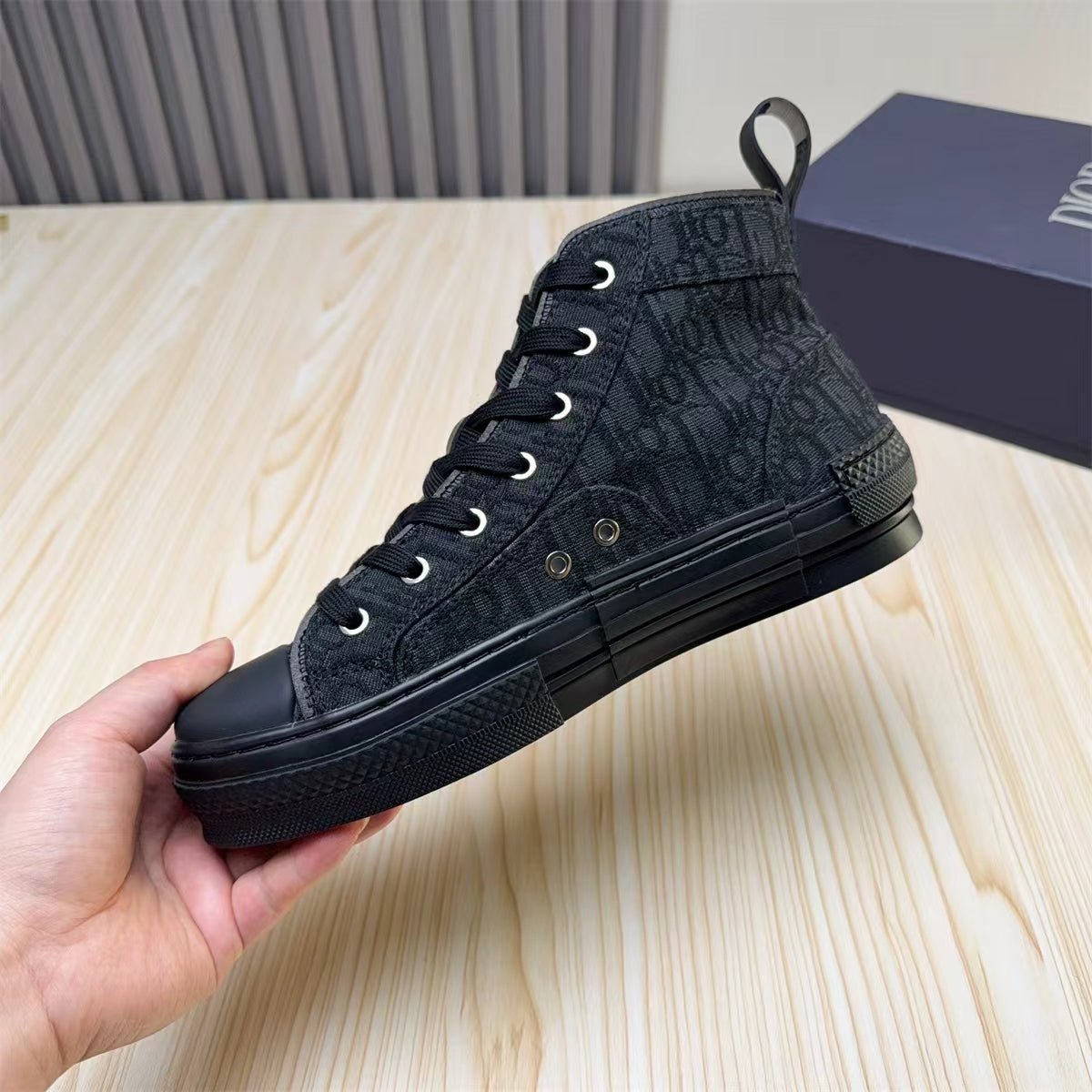 Dior DIOR Sneakers #427