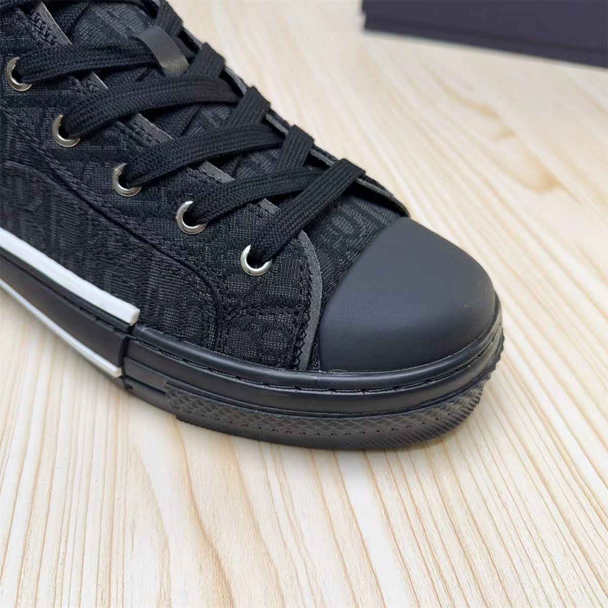 Dior DIOR Sneakers #427