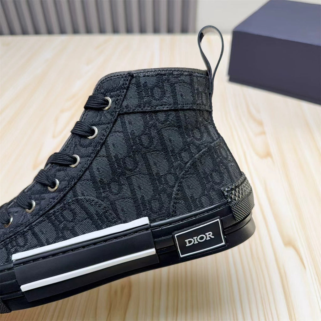 Dior DIOR Sneakers #427