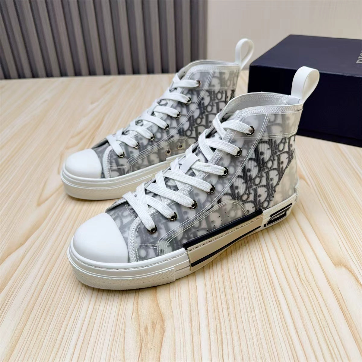 Dior DIOR Sneakers #427