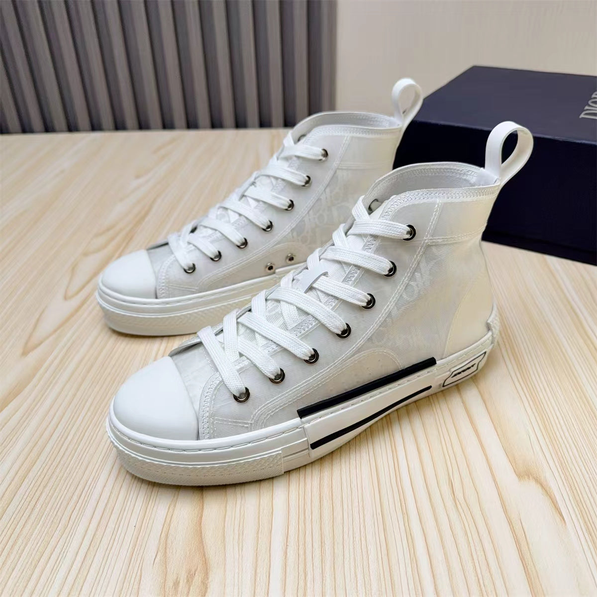 Dior DIOR Sneakers #427