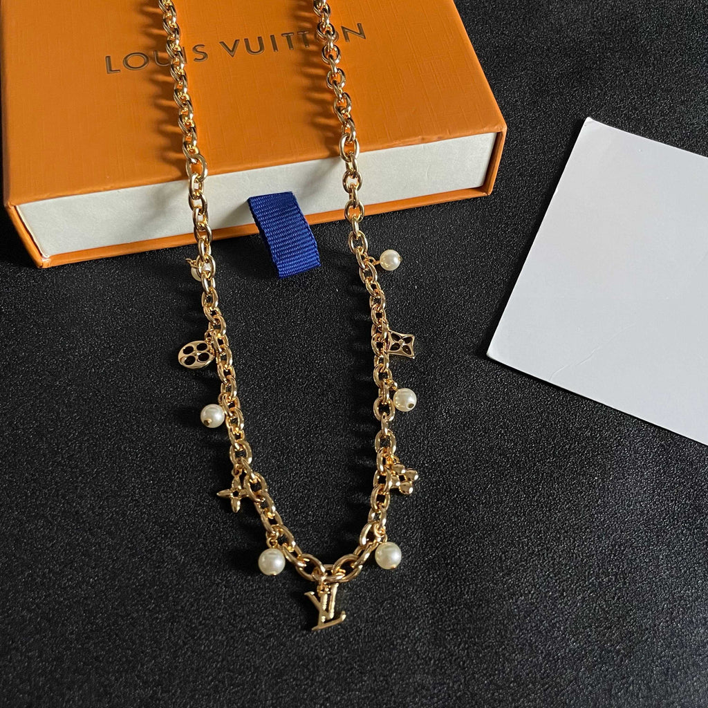 LOUIS VUITTON P100 Pendant Necklace