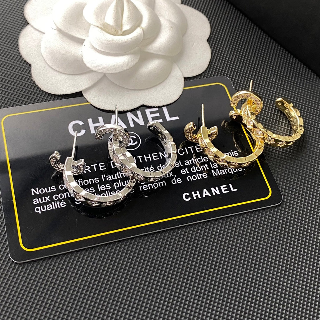 CHANEL Double-C Earrings