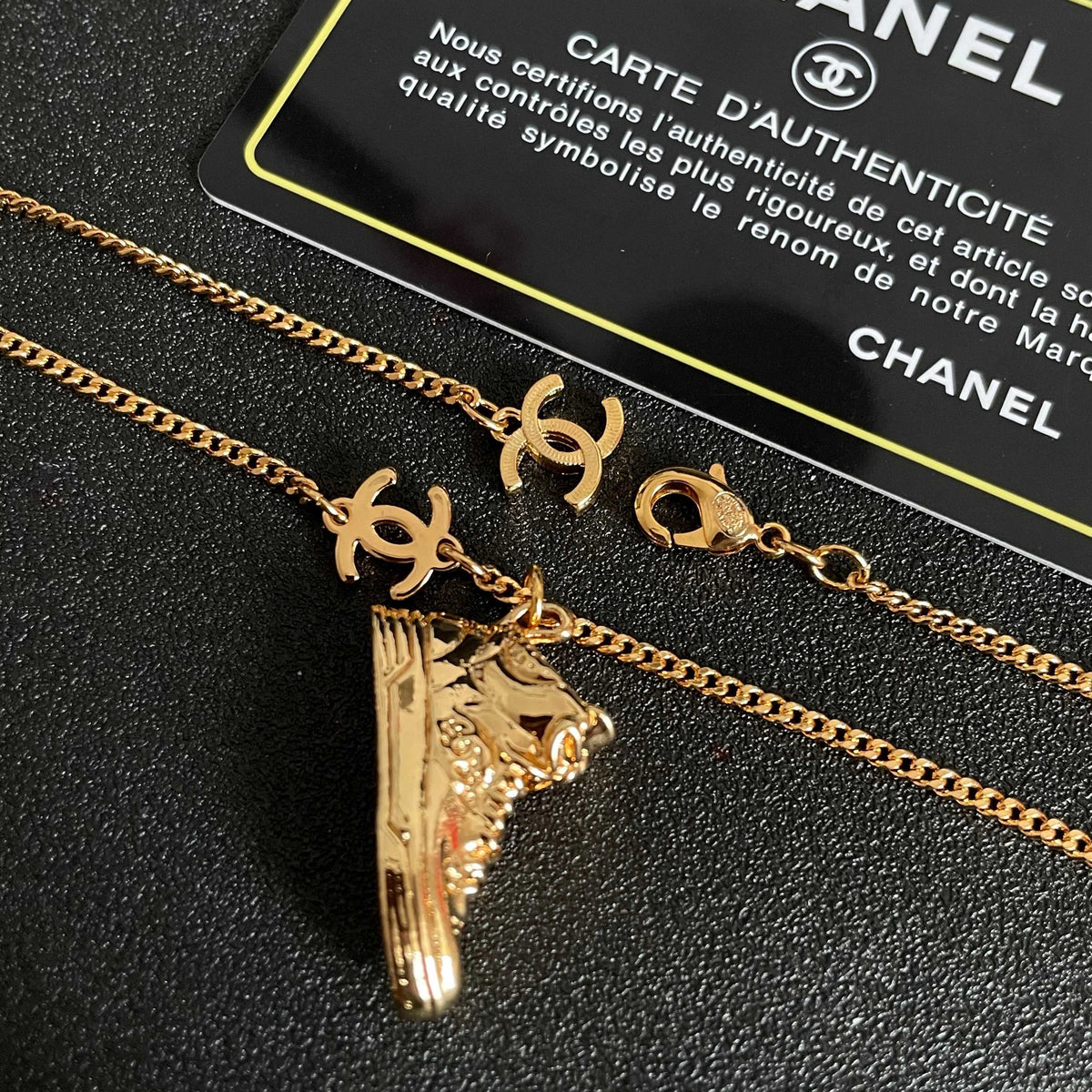 CHANEL P80 Vintage Necklace