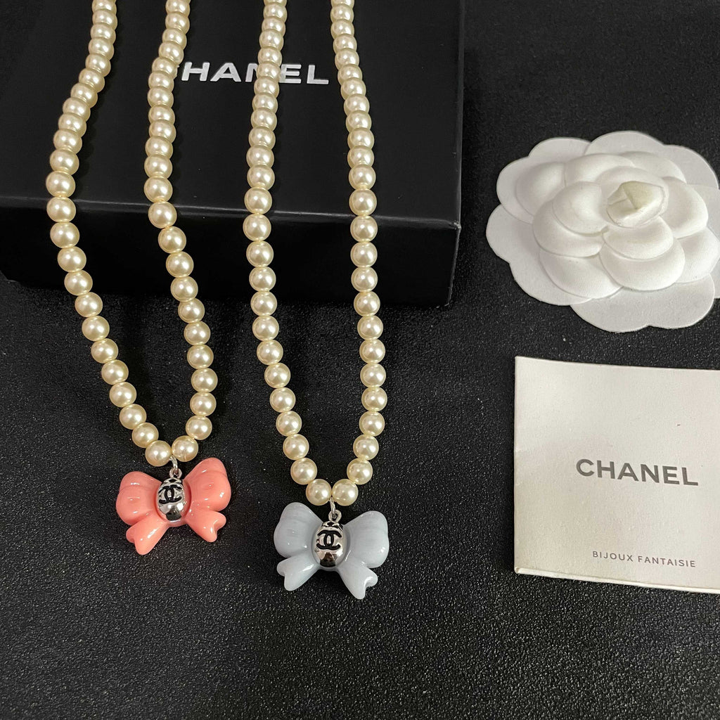 CHANEL P100 Vintage Necklace