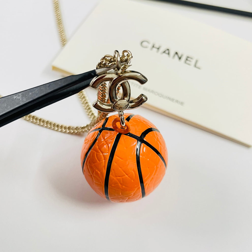 CHANEL Necklace