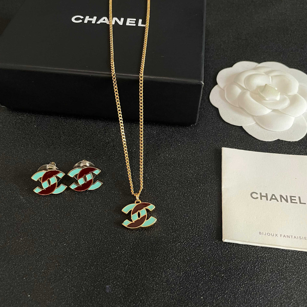 CHANEL Necklace