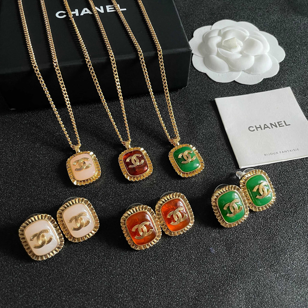 CHANEL Necklace
