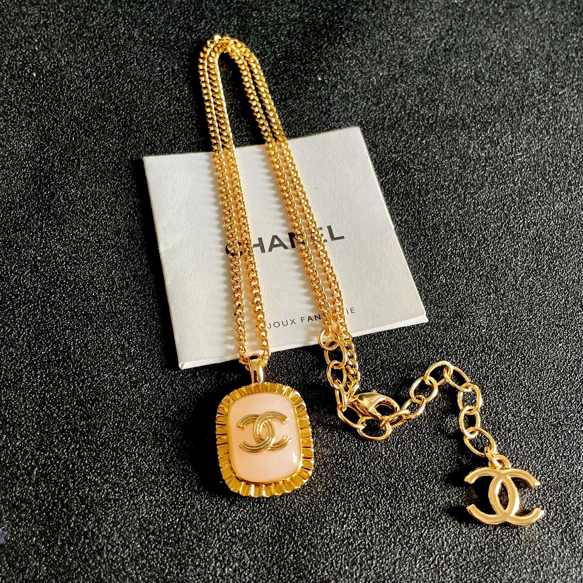 CHANEL Necklace