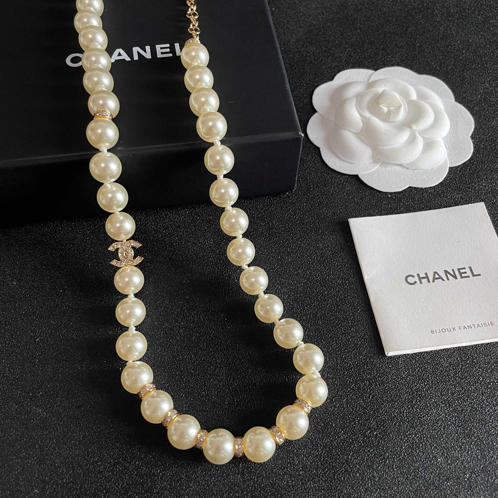 CHANEL Necklace