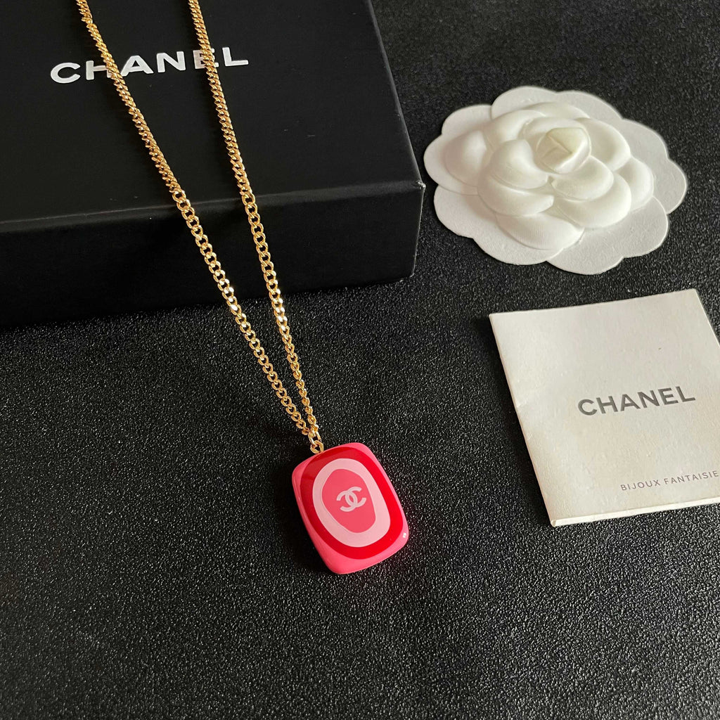 CHANEL Necklace