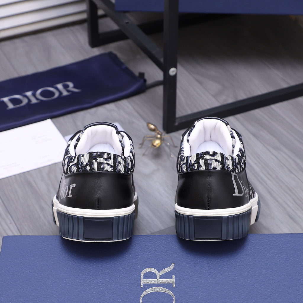 Dior DIOR Sneakers #001