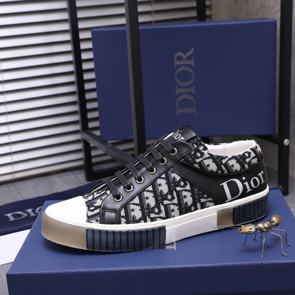 Dior DIOR Sneakers #001