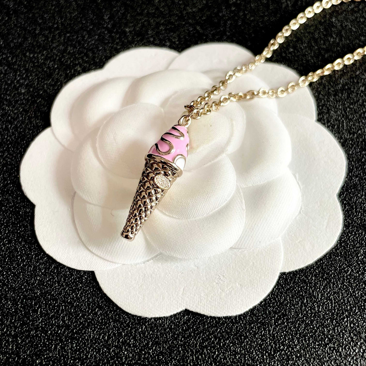 CHANEL Necklace