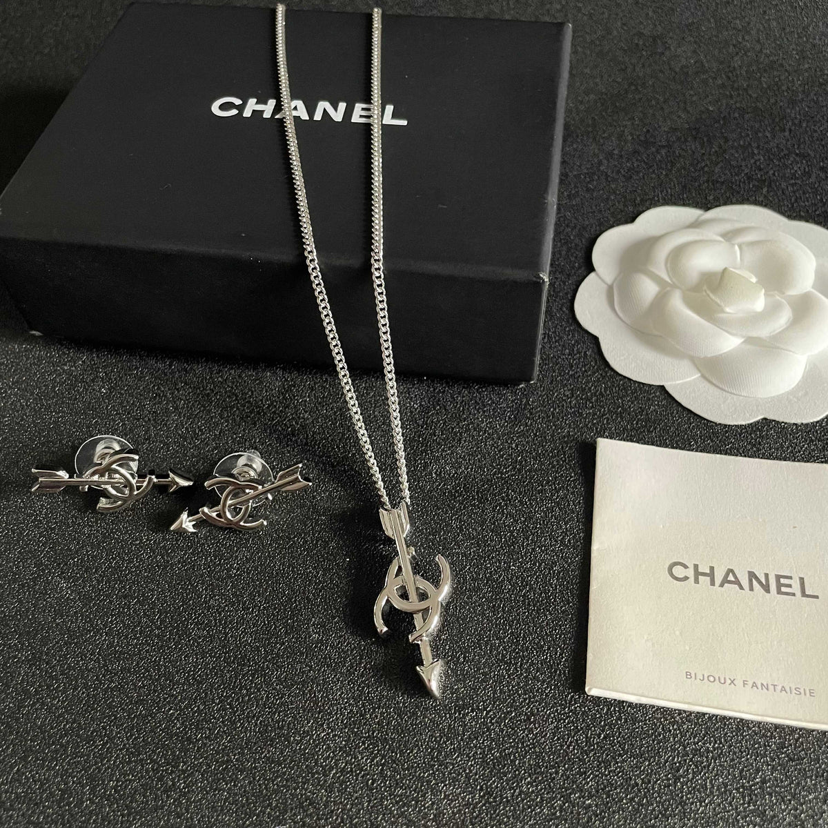 CHANEL Necklace
