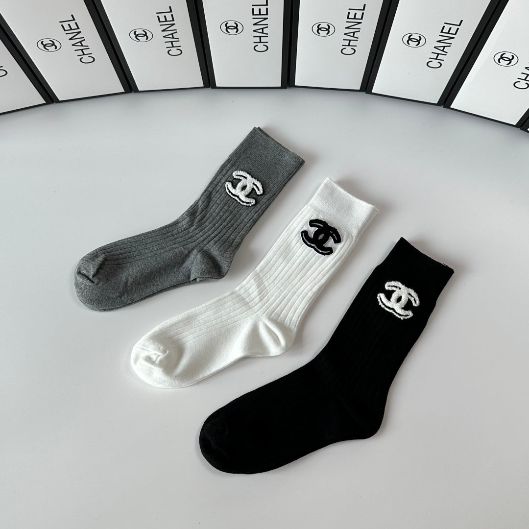 Chanel Comfort Crew Socks – 3-Pair Set #001