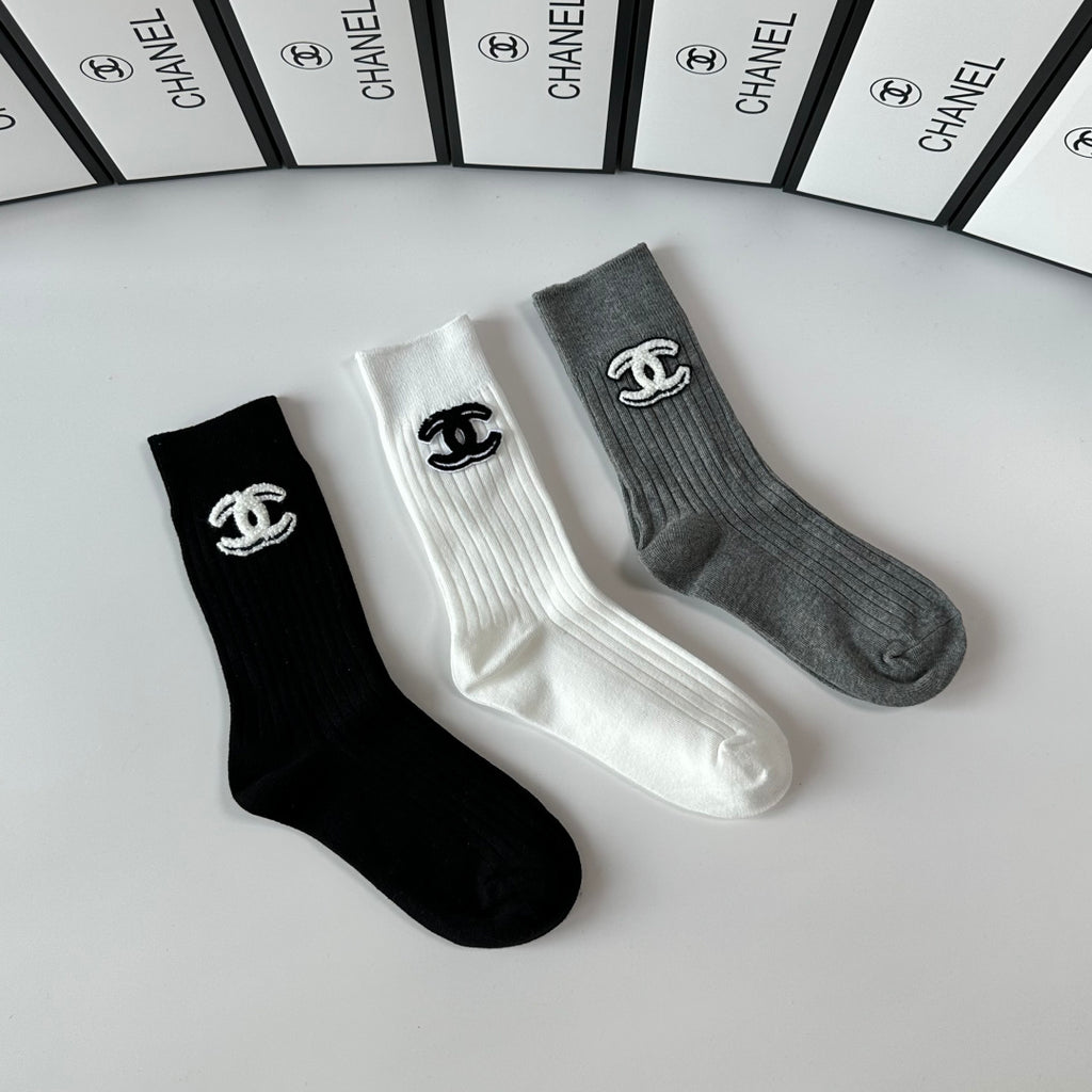 Chanel Comfort Crew Socks – 3-Pair Set #001