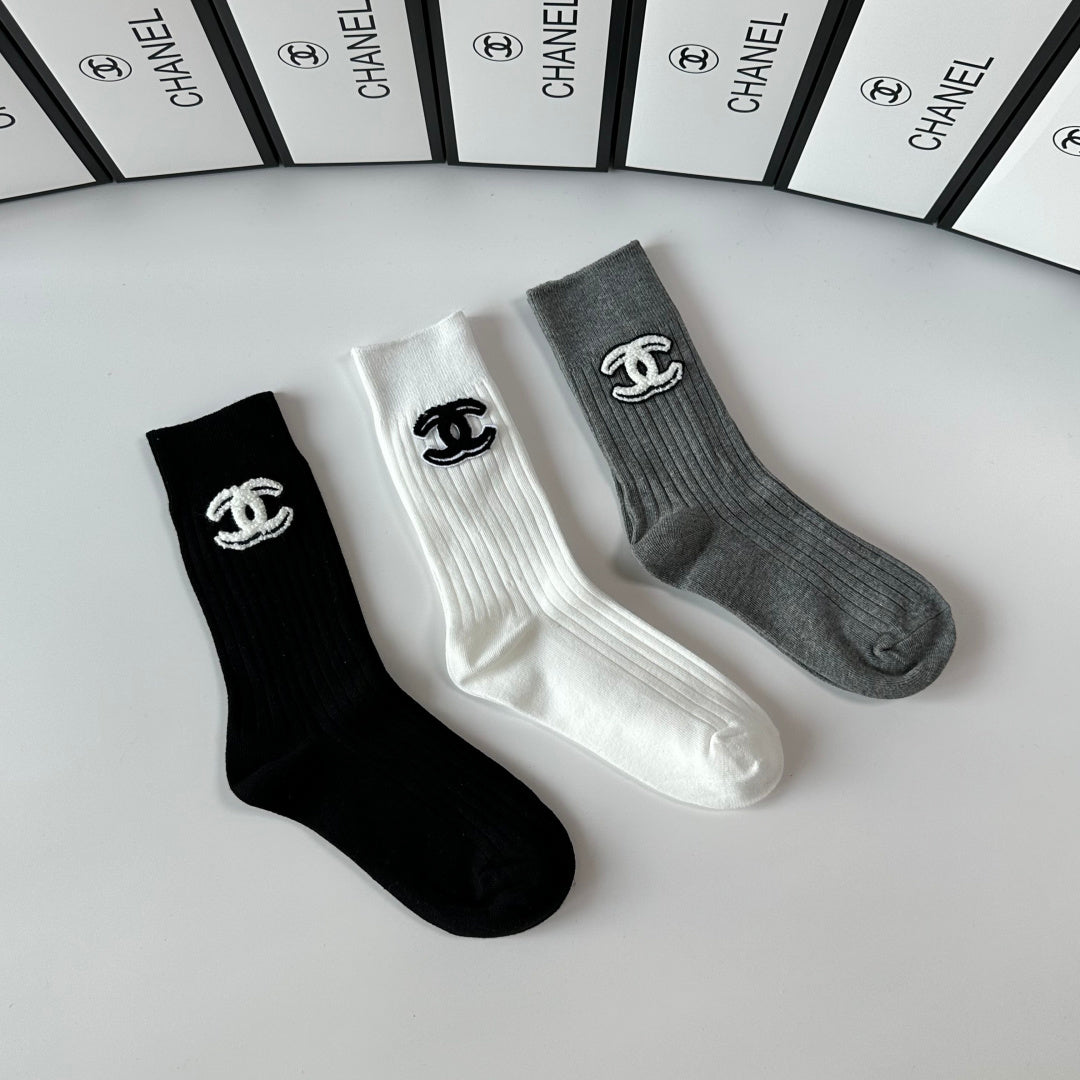 Chanel Comfort Crew Socks – 3-Pair Set #001