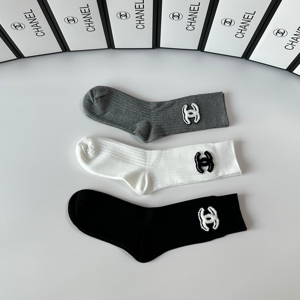 Chanel Comfort Crew Socks – 3-Pair Set #001