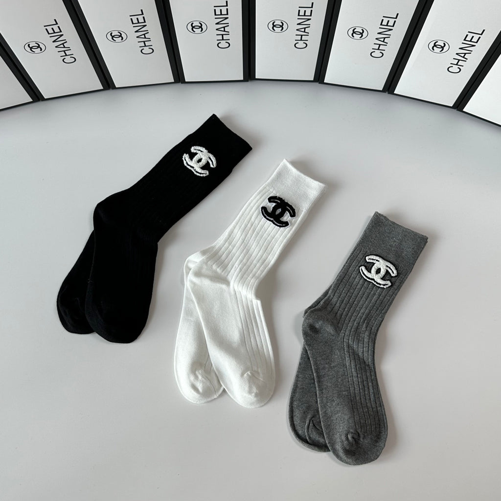 Chanel Comfort Crew Socks – 3-Pair Set #001