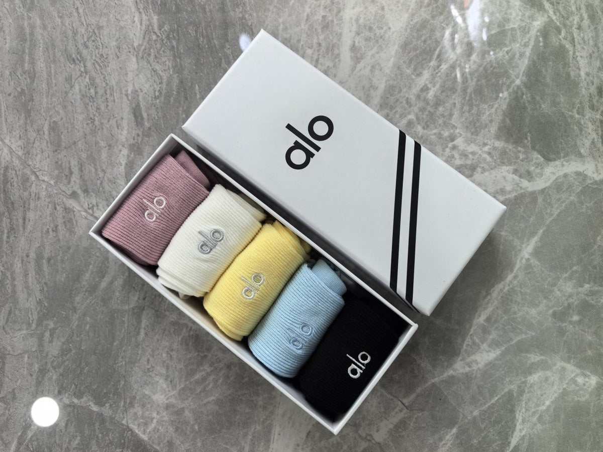 Alo Yoga Cashmere Blend Crew Socks – 5-Pair Set #001